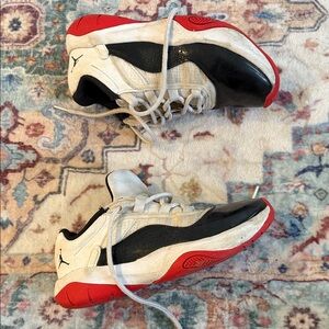 Nike Kids Sneakers Black and Red basket ball air Jordan’s